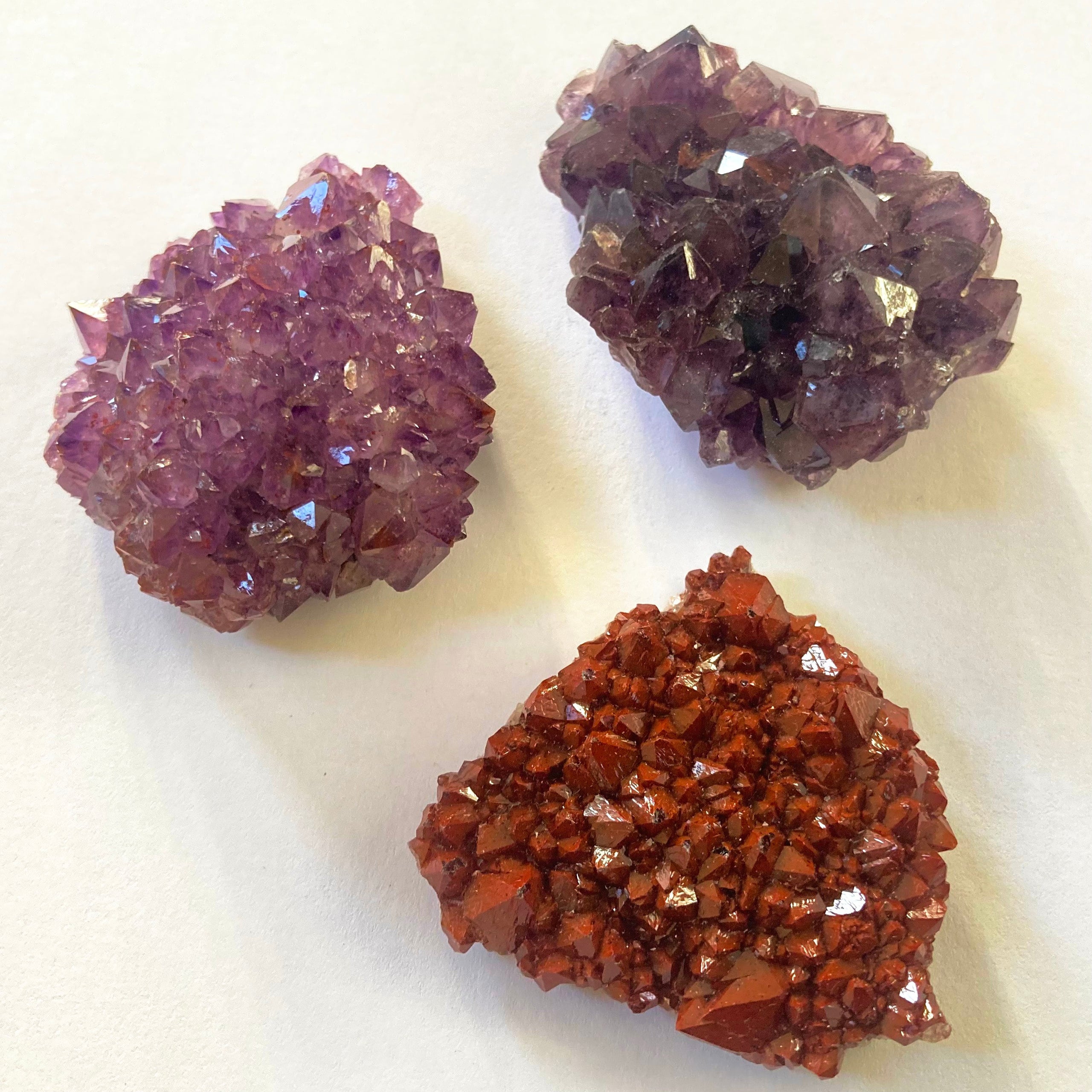 AAA grade amethyst crystals set, amethysts clusters with green jasper, –  DeepPurpleProject